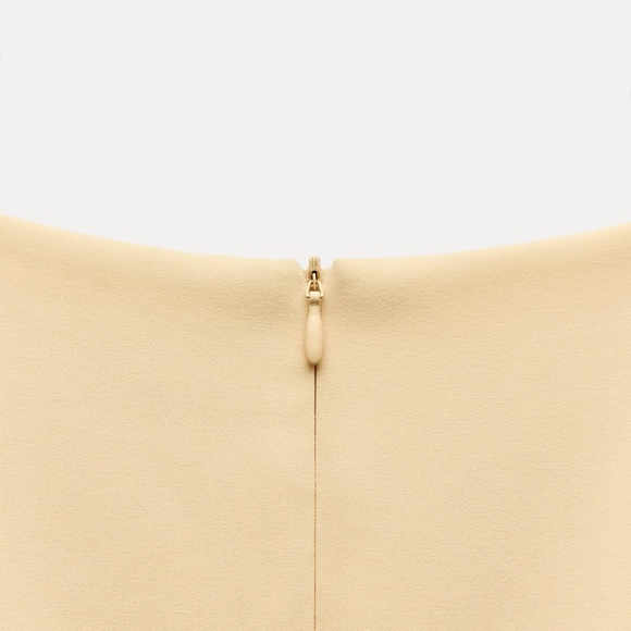 Elastic Belt Dress Yellow - Picture 3 of 4